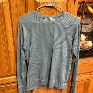 LuLulemon Long sleeve Top